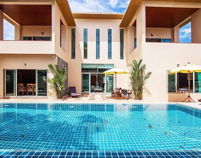 4 Bedroom Pool Villa with Jacuzzi in Rawai, Phuket